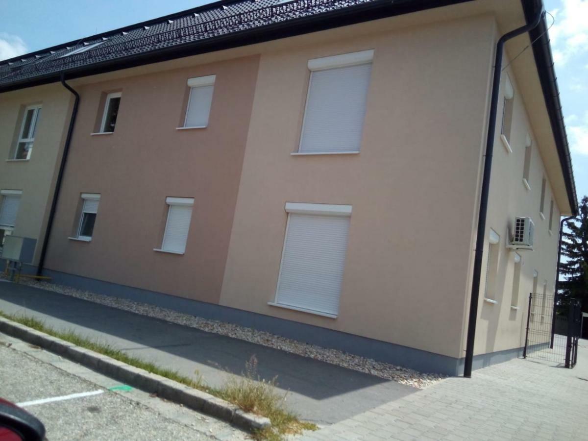 Swiss Apartment Mosonmagyaróvár Zewnętrze zdjęcie